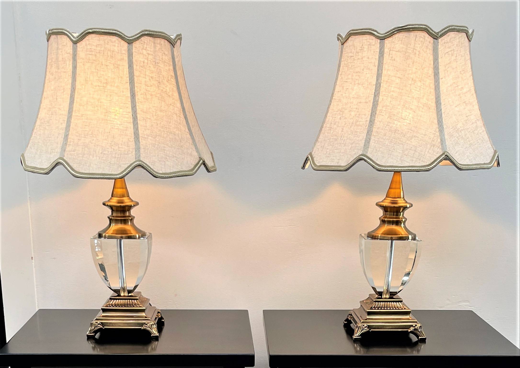 Bradt Table Lamp For Home - Image 4